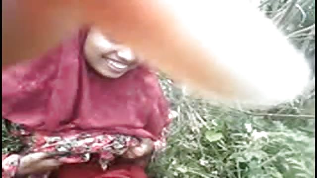 Bangla Amateur Flashes Her Tits Porndroids