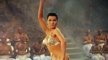 Bollywood babe flaunts it