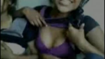 Nerdy Indian schoolgirl flashing her big tits