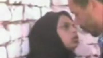 Mısırlı kadın kocasını aldatıyor