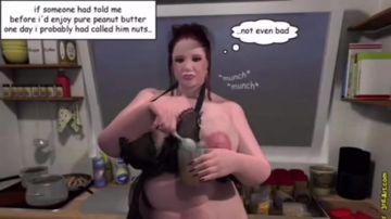 Chubby animated slut playing a tease